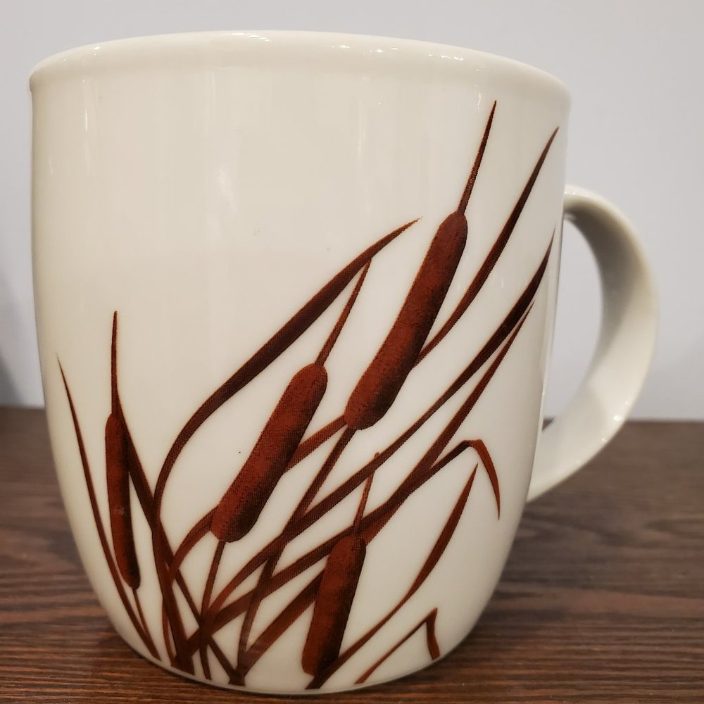 Cabela's Cream Mug with Brown Reeds - Picture 2 of 7
